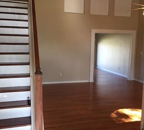 4th image of 2608 Whiteberry Dr