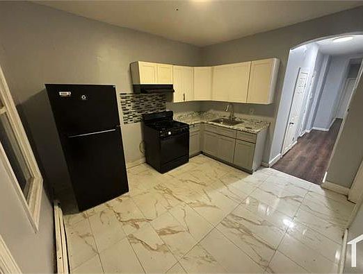 1st image of 53 Tillinghast St #1L
