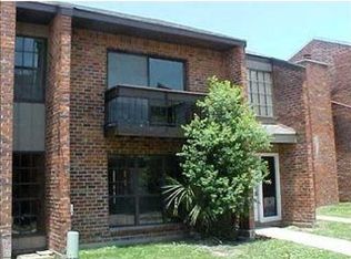 1103 Chimney Wood Ln, New Orleans, LA 70126