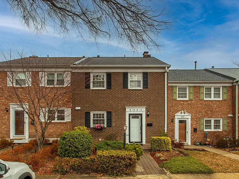 6063 Hardwick Pl — Photo 44