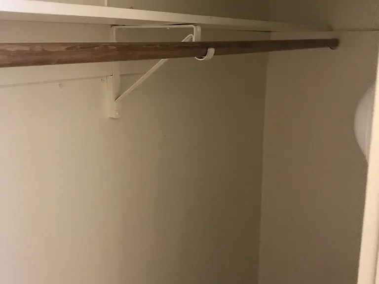 1430 SW Moss St — Photo 13