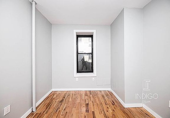 4th image of 1610 Bedford Ave APT 2D