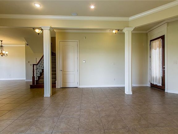 5th image of 2620 S Everest Ave
