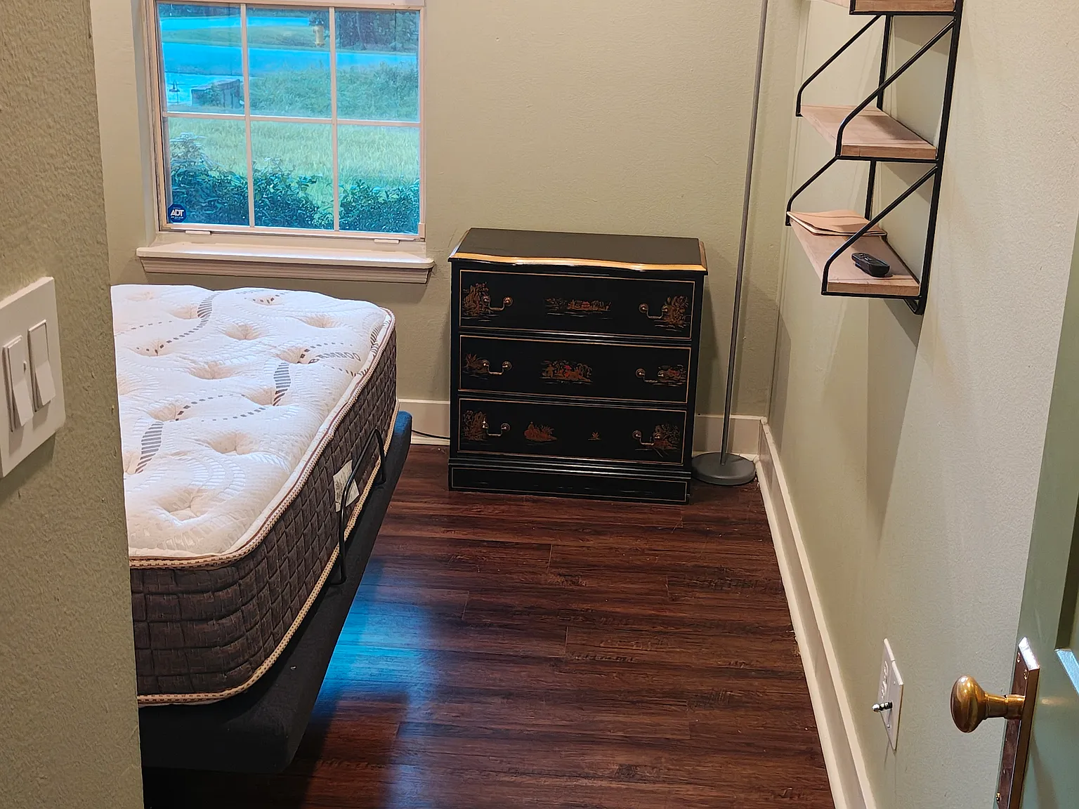 3 bed, 1585 sqft, $1,250 — Photo 3
