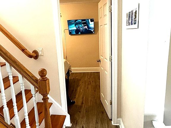 5th image of 130 E Clinton Ave Floor 2