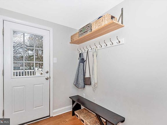 4th image of 7107 Jasper Dr