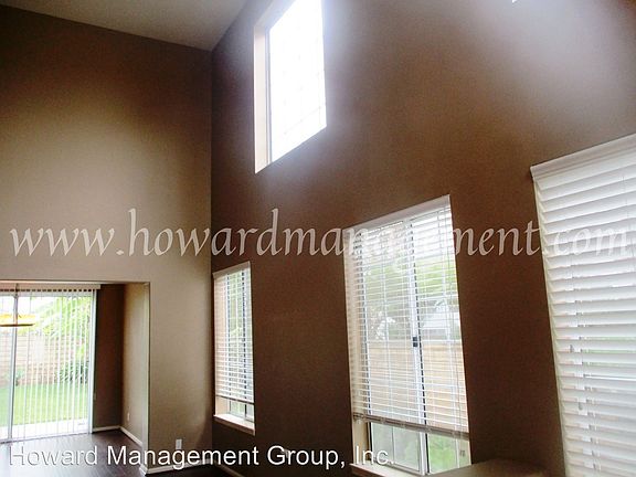 4th image of 6647 Kentwood Bluffs Dr