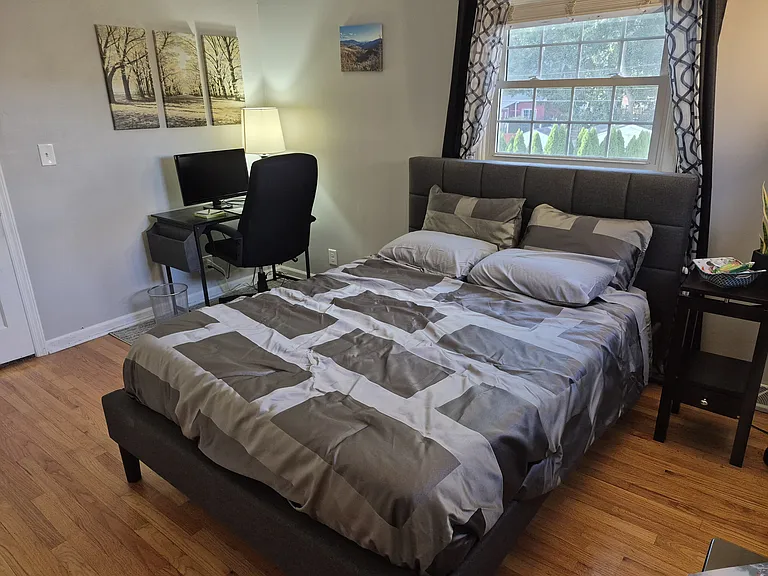 2609 Dougall Rd #E — Photo 2