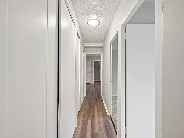 Clifton Woods Apartments — Photo 68