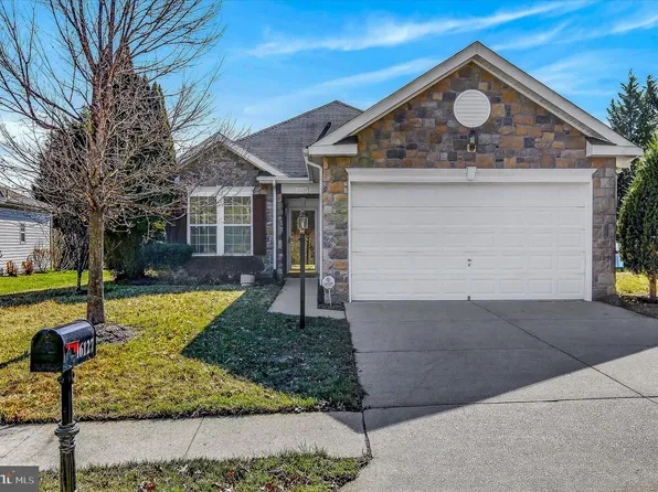 16127 Dancing Leaf Pl, Dumfries, VA 22025