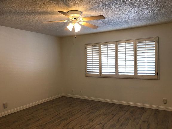 5th image of 5237 Village Circle Dr