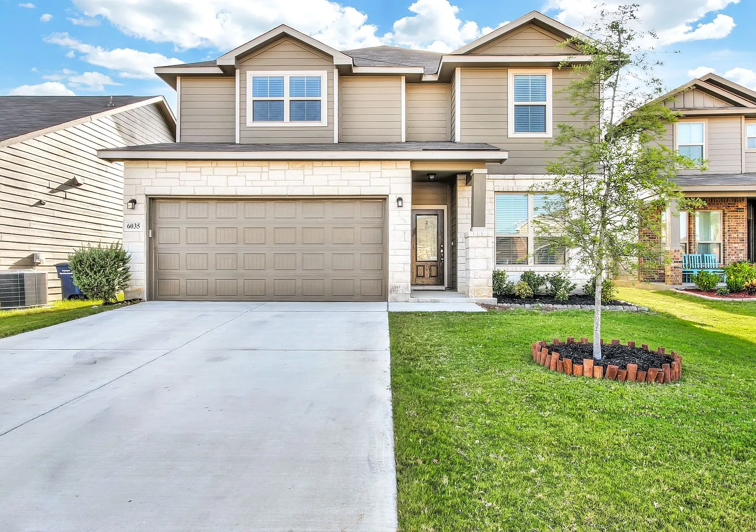 4-Bedroom Home Near Randolph AFB — Photo 1