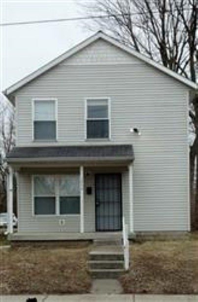 1st image of 950 W 26th St