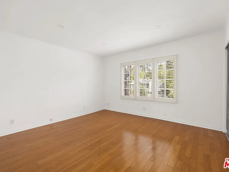 2980 Haddington Dr — Photo 13