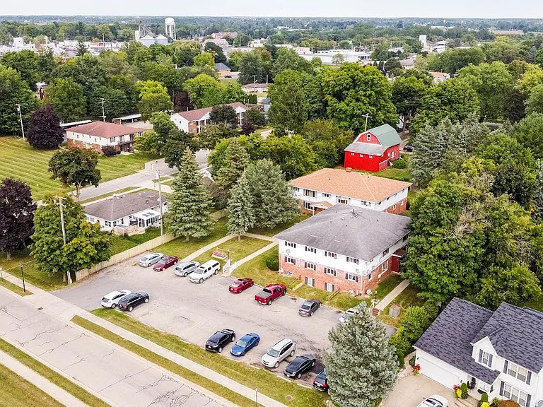 445 Colonial Dr #4 — Photo 6