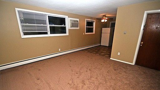 3rd image of 4200 Lake Breeze Ave APT 1