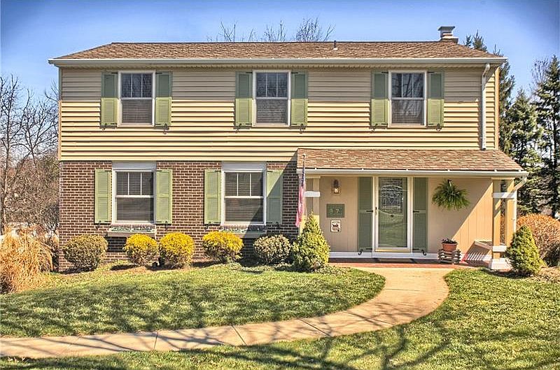 1st image of 8373 Knollwood Dr