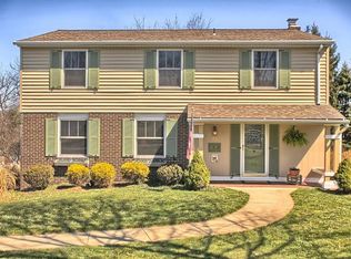 8373 Knollwood Dr, Allison Park, PA 15101