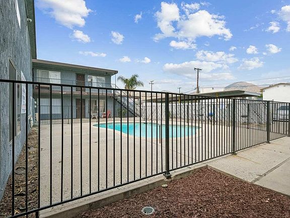 3rd image of 1483 E Lynwood Dr #18330493
