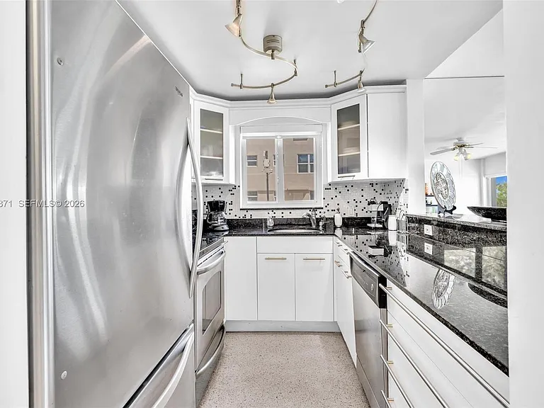 4144 El Mar Dr #5 — Photo 3