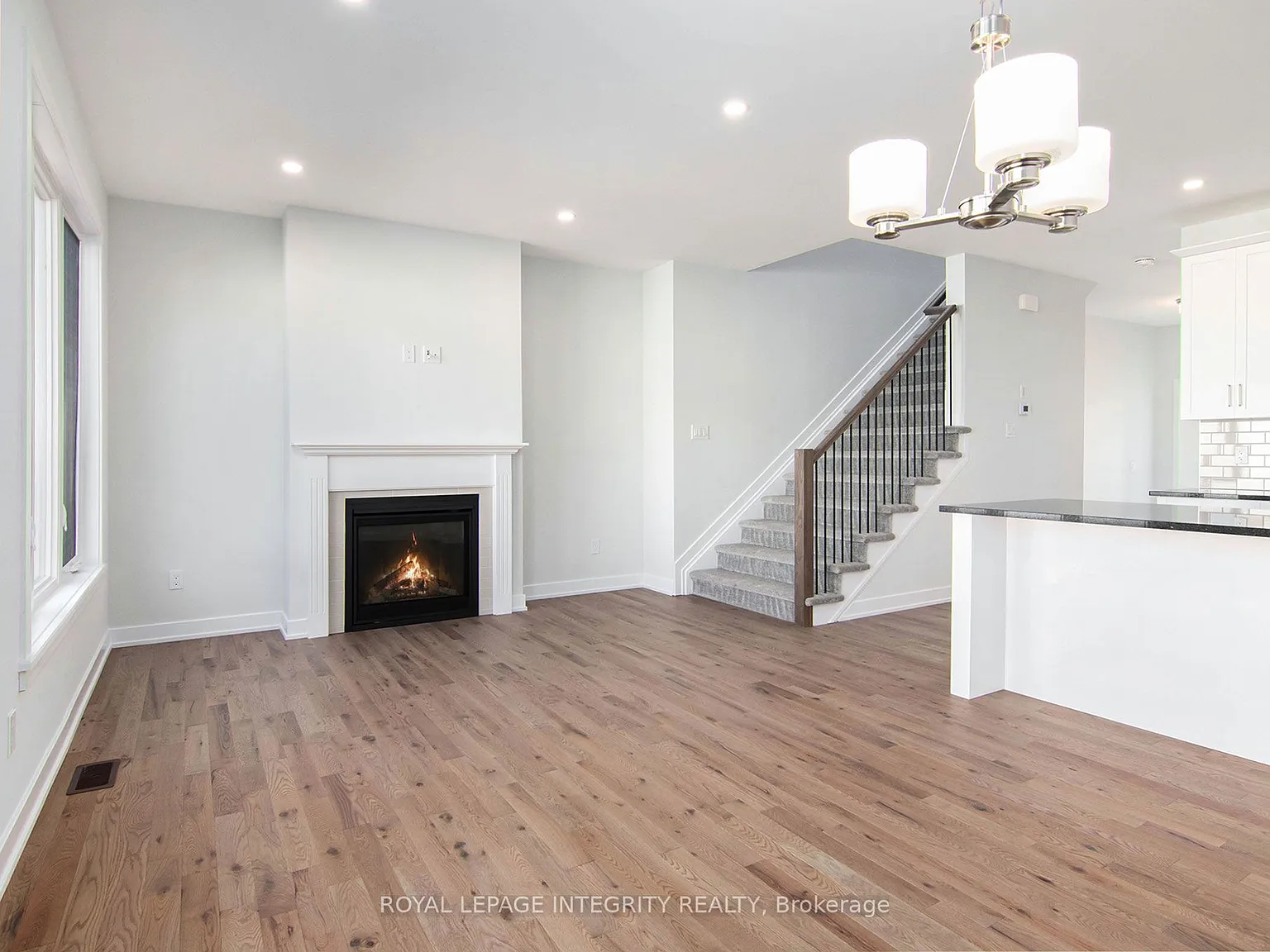 3 bed, $2,400 — Photo 4