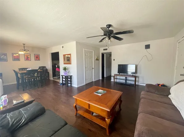 5055 Ridglea Ln APT 1101, Fort Worth, TX 76116