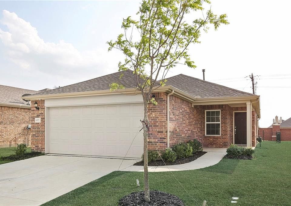 1st image of 6877 Hickory Creek Dr