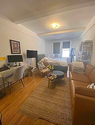 1st image of 200 W 70th St #5HH