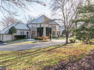 9852 Avenel Farm Dr, Potomac, MD 20854