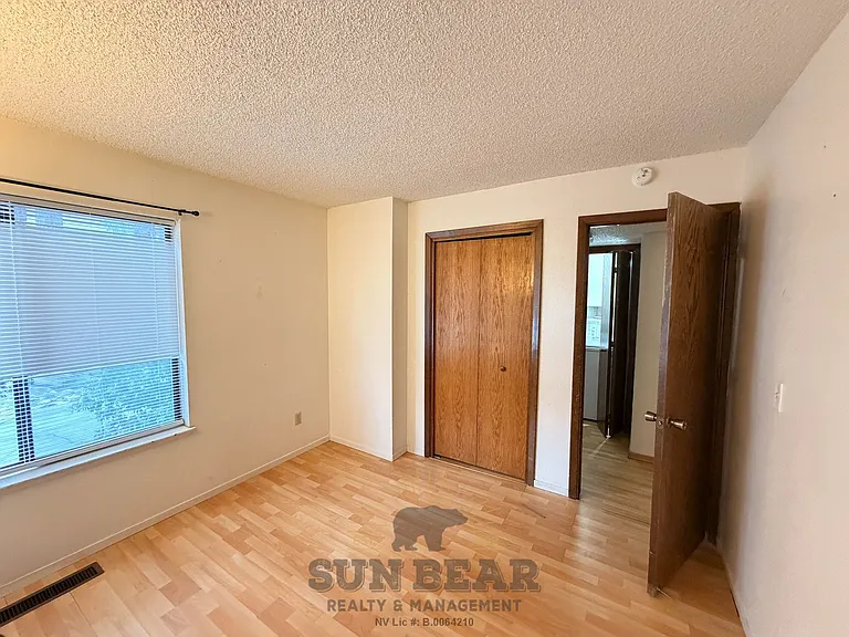 770 Southwood Blvd #8 — Photo 6