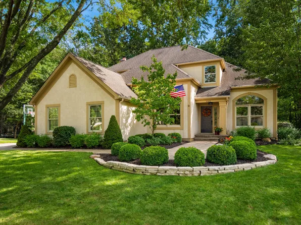 6369 Angeles Dr, Dublin, OH 43016