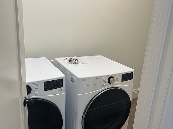 2nd image of 3417 16th St #3417