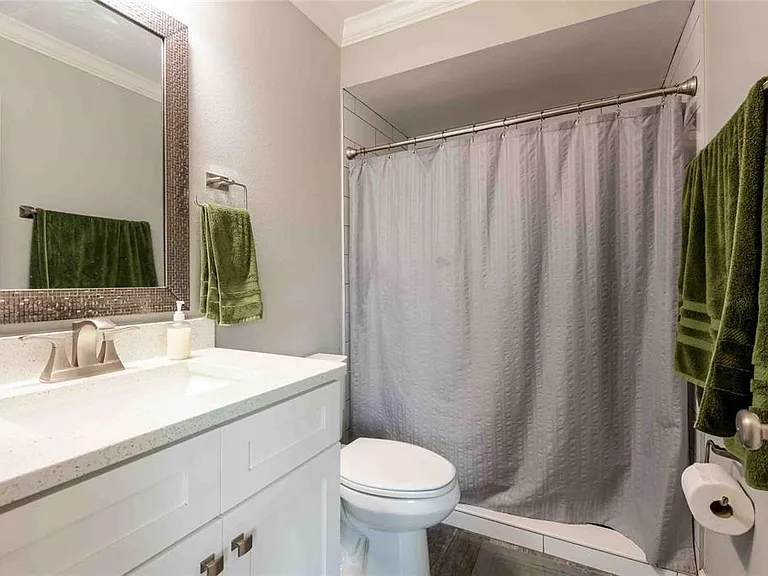 15307 W Pond Woods Dr #301 — Photo 27