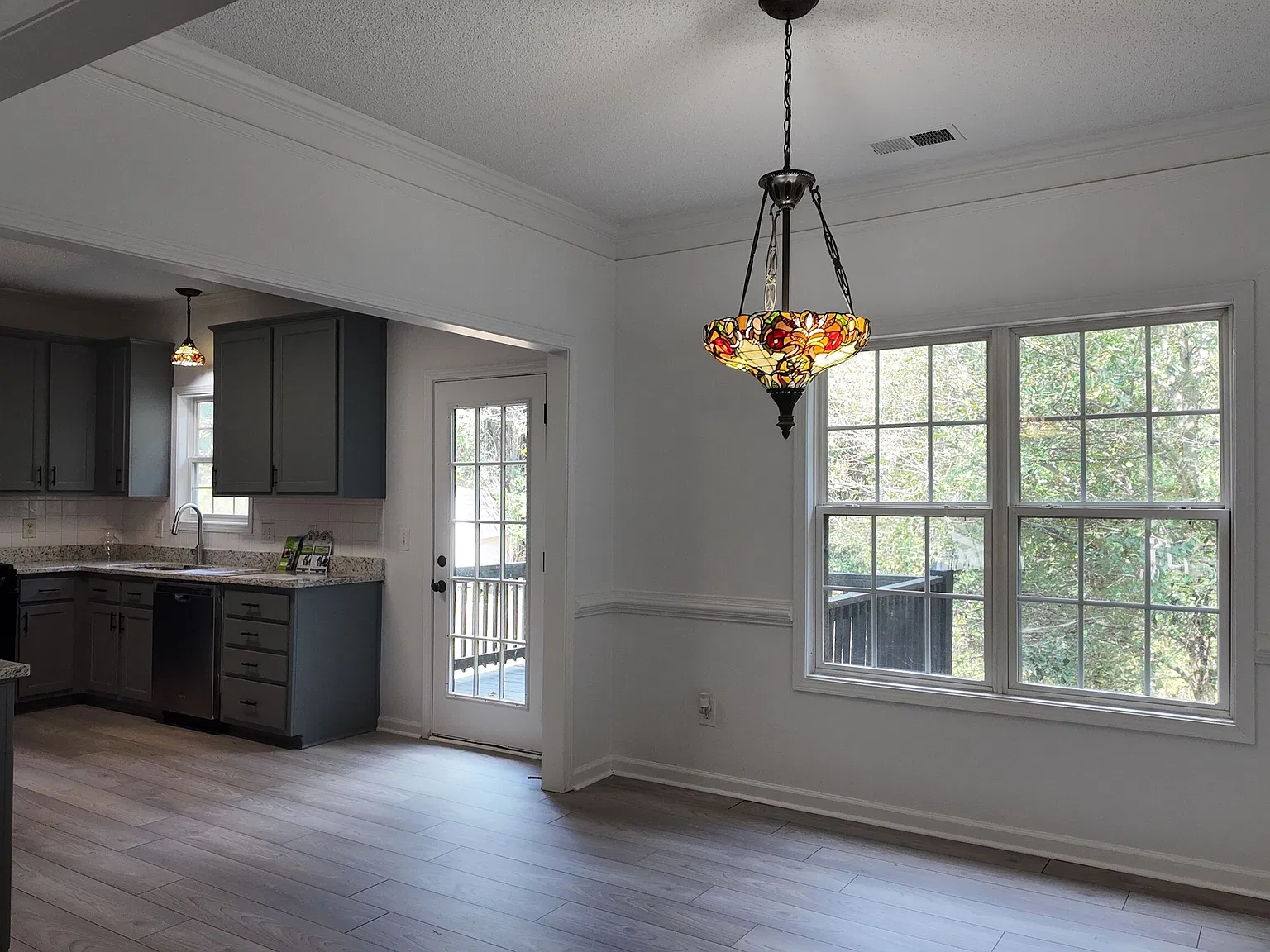 4 bed, 2.5 bath, 1884 sqft, $3,500 — Photo 3