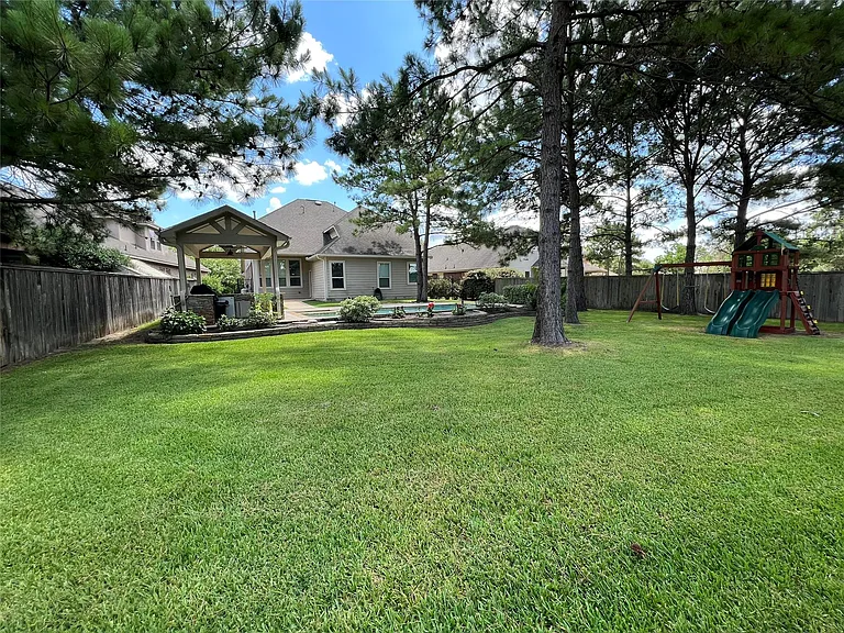 99 Sagamore Ridge Pl — Photo 8