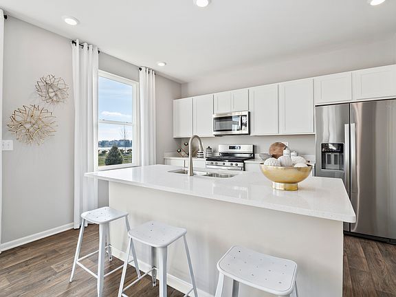 7th image of this home