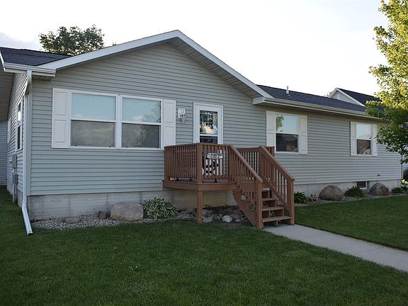 2nd image of 707 2nd St