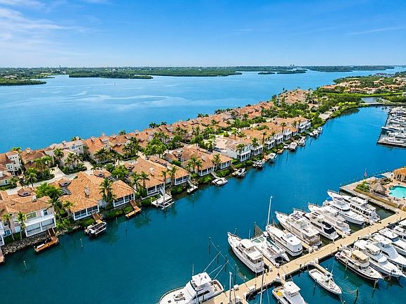 3rd image of 5545 E Harbor Village Dr