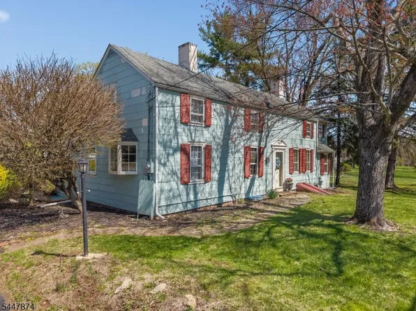 40 Sergeantsville Road, Raritan Twp., NJ 08822