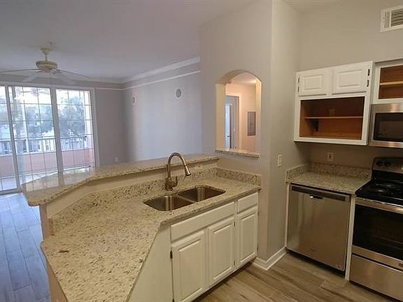 3rd image of 6685 Queens Borough Ave APT 201