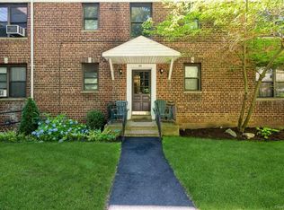 53 Rockledge Rd APT 2A, Hartsdale, NY 10530