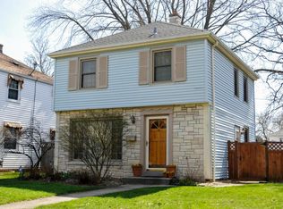 2868 N Hartung Ave, Milwaukee, WI 53210
