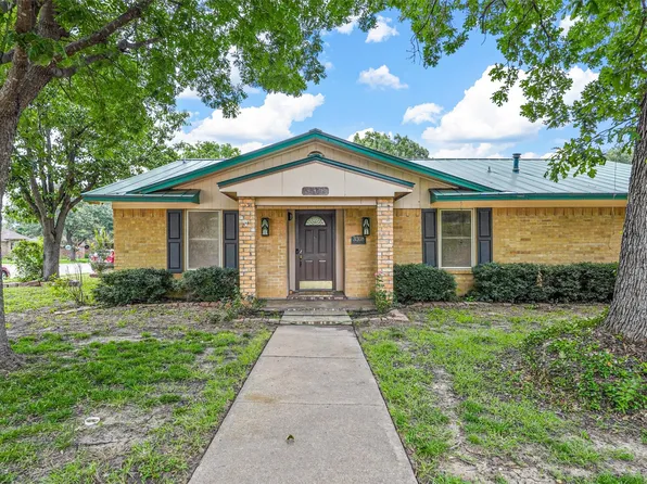 3308 Old Orchard Ln, Denton, TX 76209