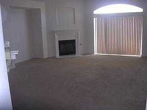 4th image of 946 W Burgundy Ct