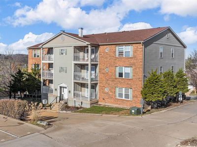 122 Samarra Estates Dr APT A, Fenton, MO, 63026
