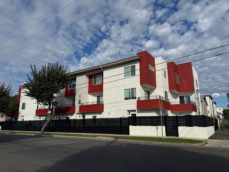 1st image of 1298 W 37th St #2