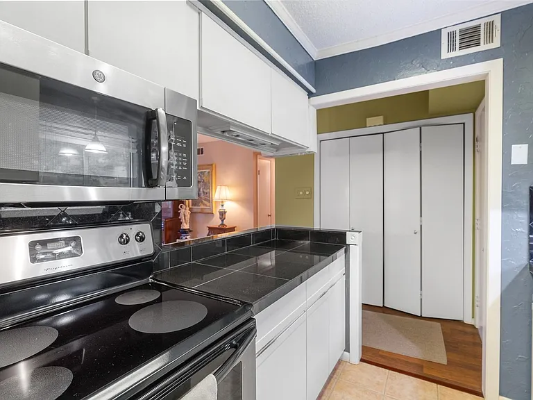 1201 N Pierce St #46 — Photo 9