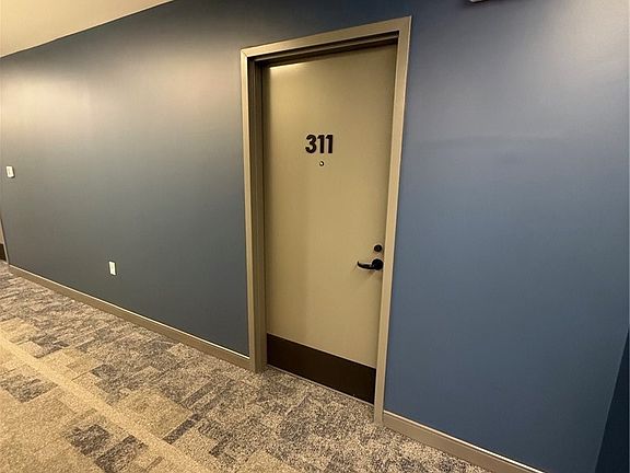 2nd image of 1117 W Fayette St #311