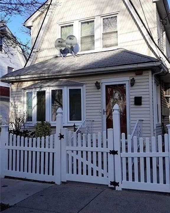1st image of 114-19 168th St