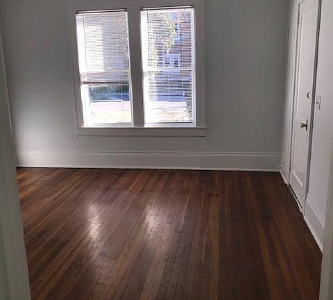 4th image of 2523 Forbes St